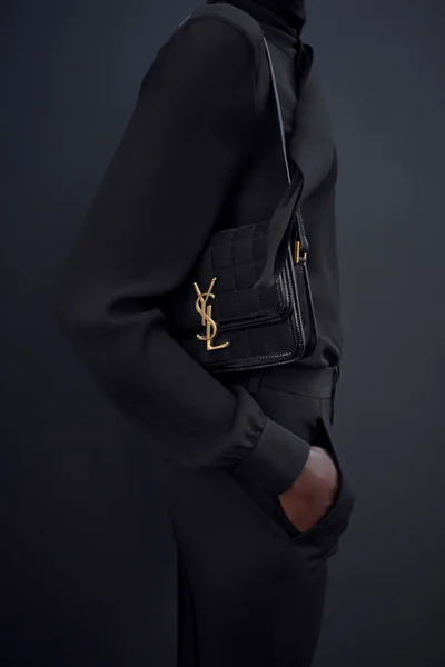 Look 11